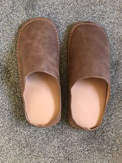 Unisex Leather Slip on Sandals Tan