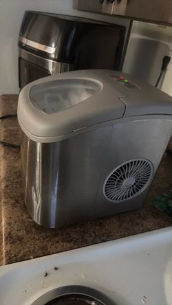 Frigidaire Ice Maker
