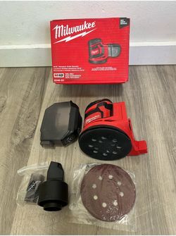 Milwaukee M18 18V Lithium-Ion Cordless 5 in. Random Orbit Sander (Tool-Only)