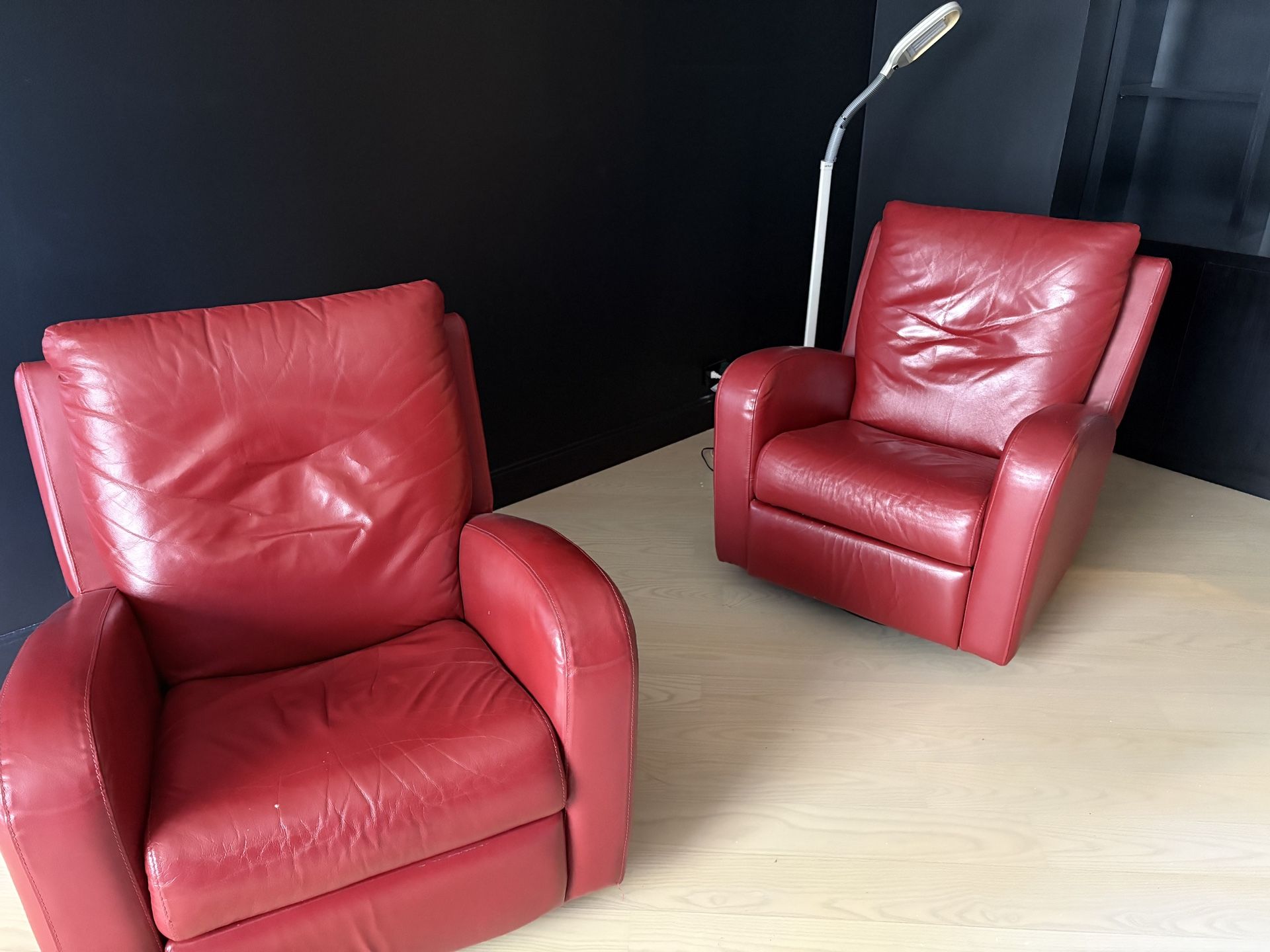 Red Reclining Swivel Chairs