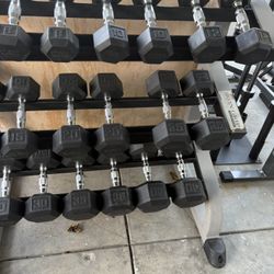 Iron grip  dumbbells rack with 5-8-10-12-15-20-25-30-35- 40 hex rubber coated dumbbells