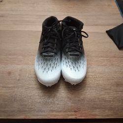 Under Armour Football Cleats 