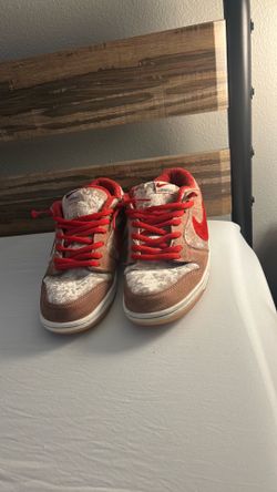 nike strange love skateboard dunks