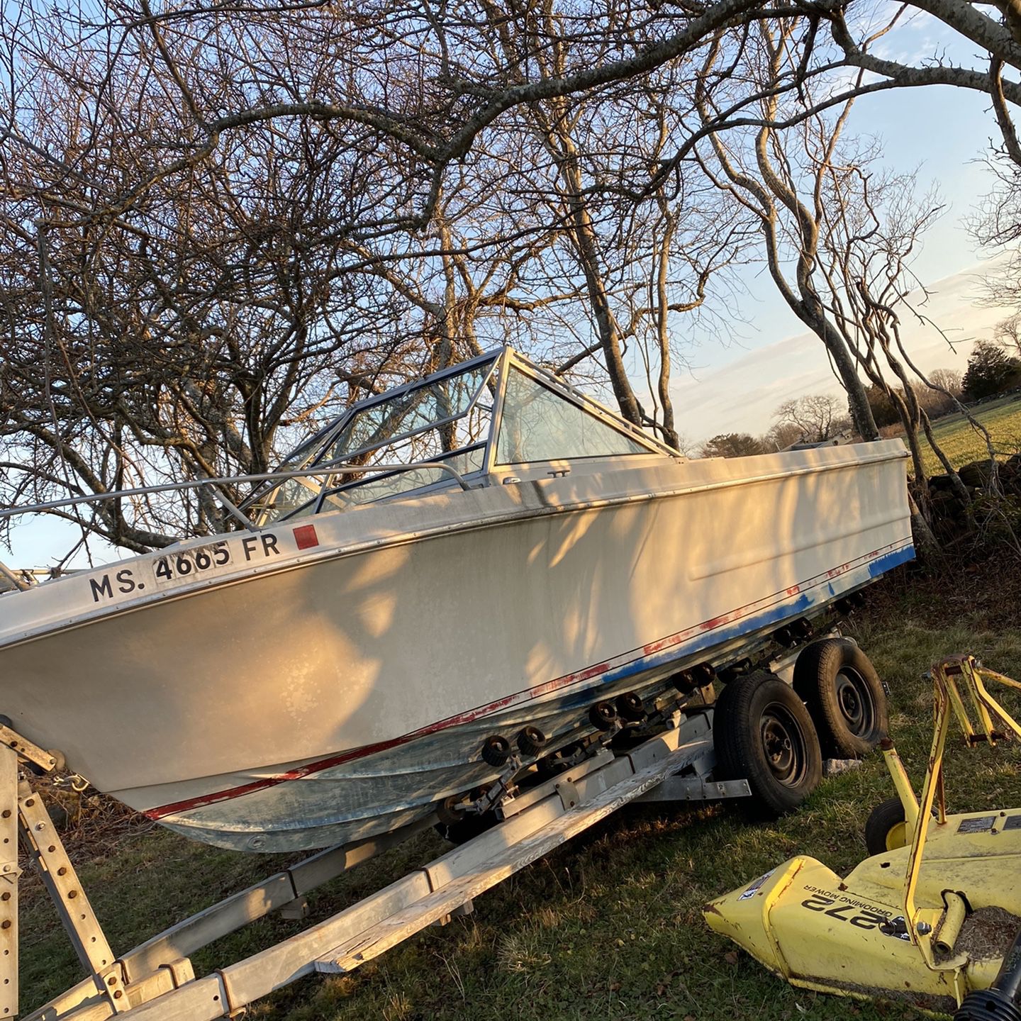 Boat,Leg,and 20 Foot Trailer