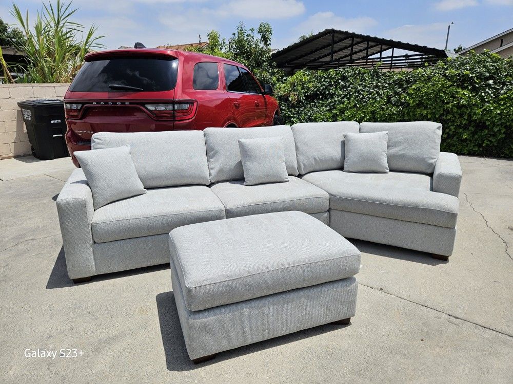 Beautiful Excellent Sofa & Ottoman 💥 Free Delivery 💥
