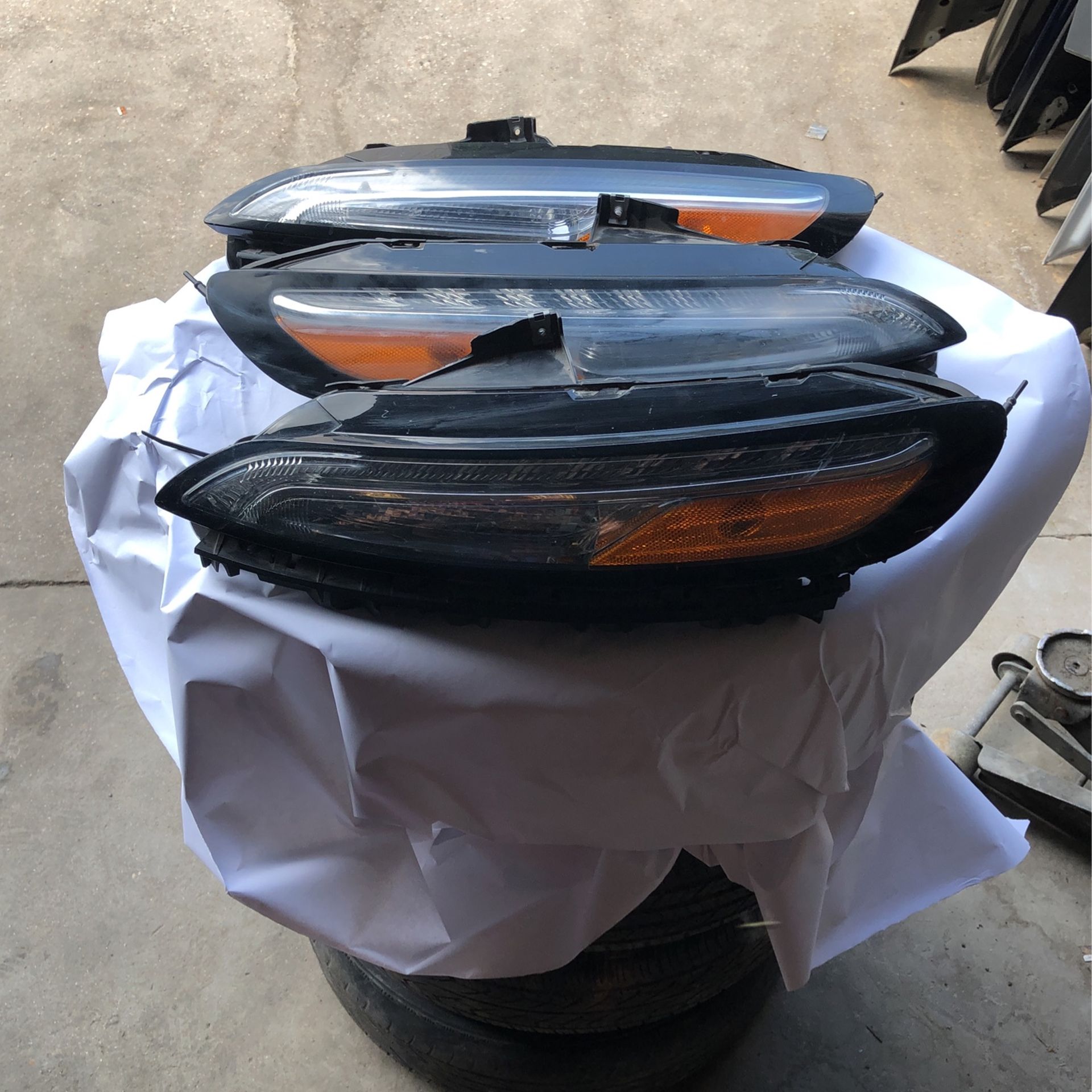2014-2018 JEEP CHEROKEE LATITUDE SIGNAL LIGHT OEM