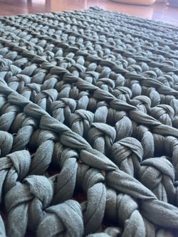 SHELTERED CO. Weighted Blanket for Sale in Los Angeles CA OfferUp