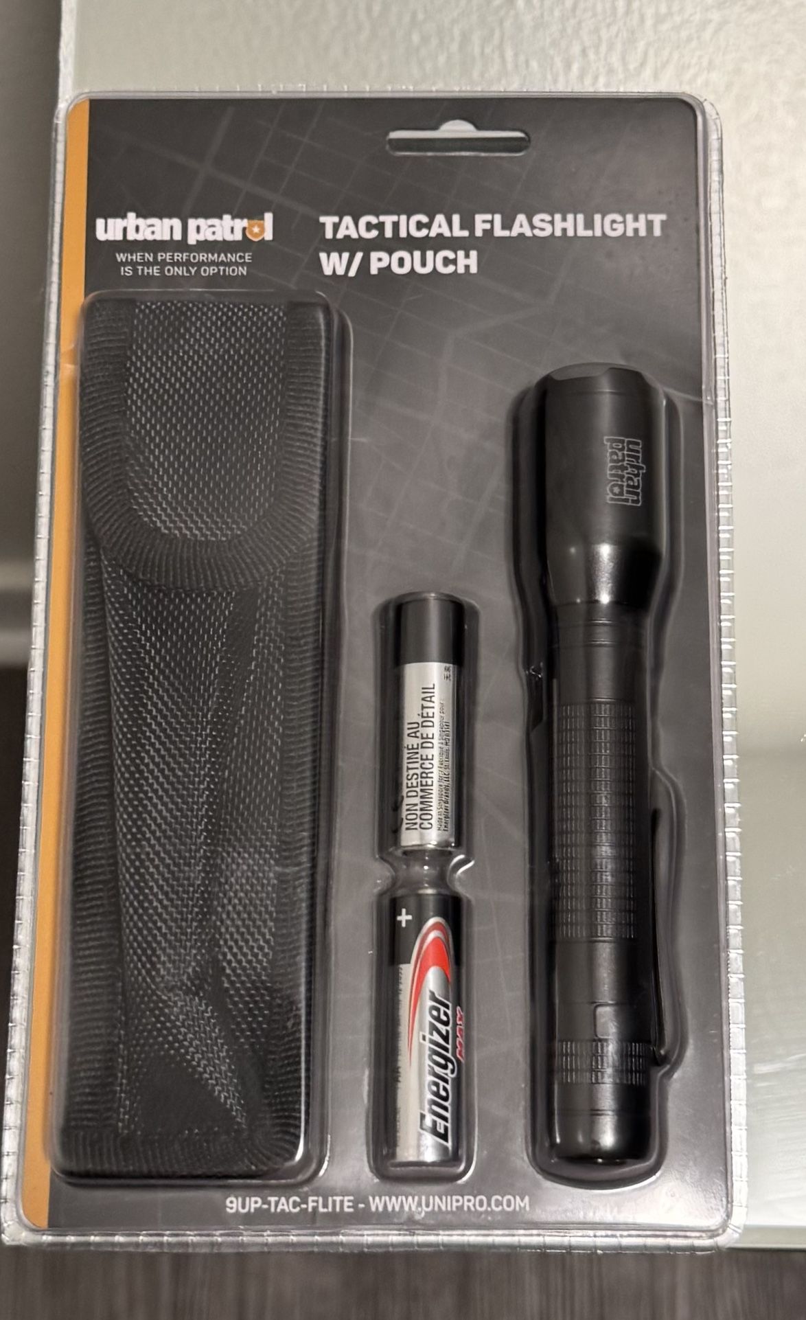 New Mini Flashlight With Black Holder Includes Batteries