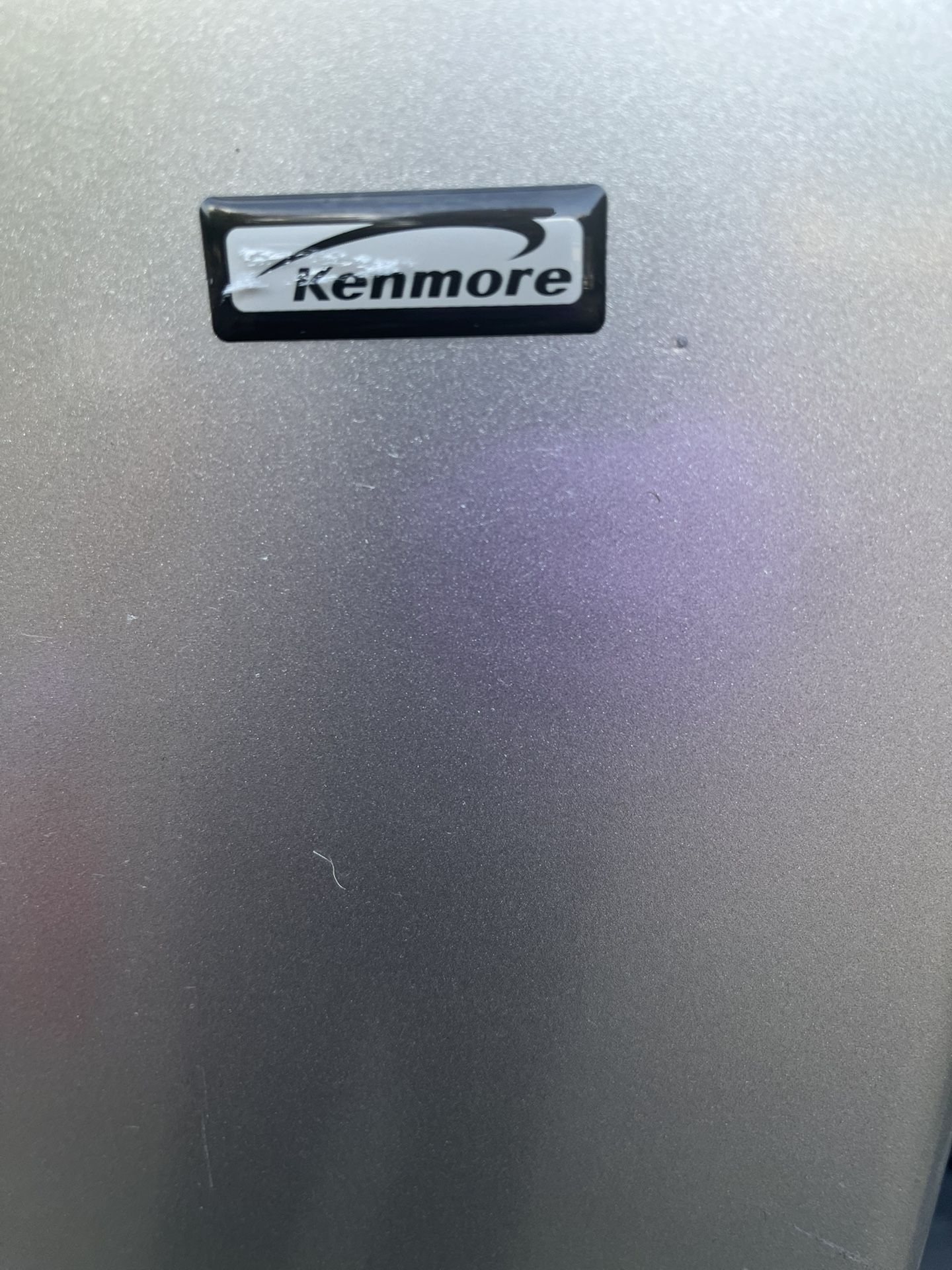 Mini fridge