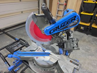 Delta Cruzer 12” Sliding Compound Miter Saw + Rolling Stand