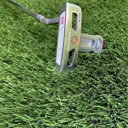 Golf putter
