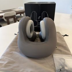 Brand New Travel Neck Pillow w/ Bluetooth Headphones (YNENS) 