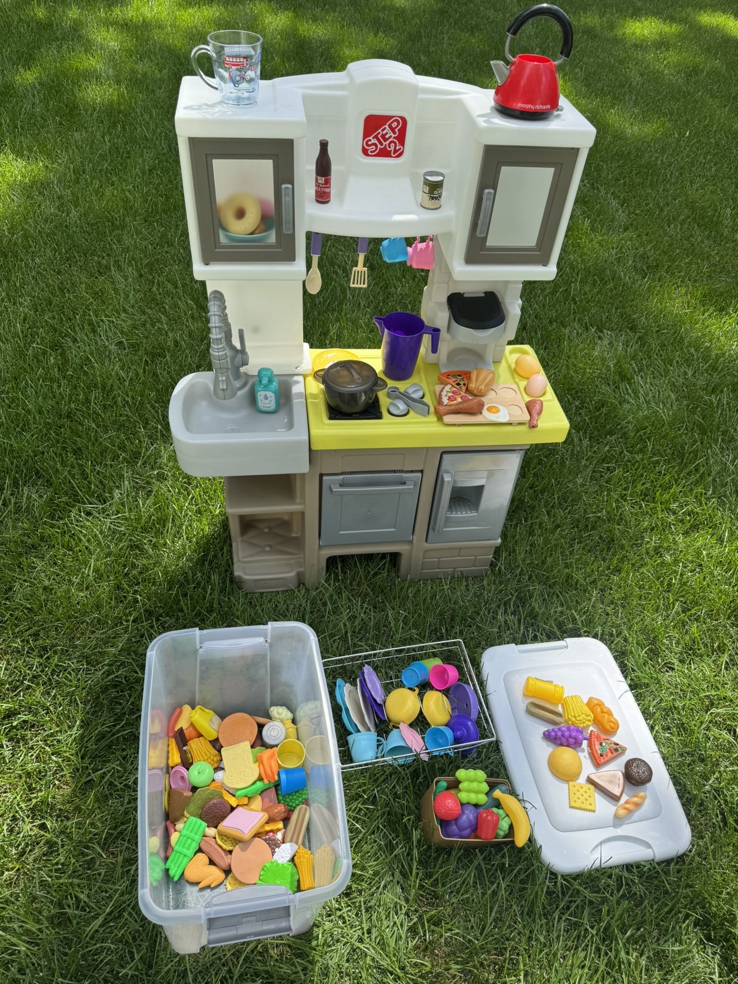 Step 2 Kitchen With Accessories/food