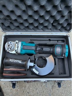Makita grinder