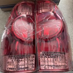 Tacoma Tail Light Fit 2005-2015