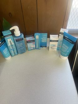 8 Piece Neutrogena Bundle 