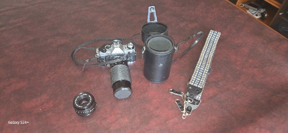 Cannon AE-1 Camera With** FREE*Added ZOOM LENS and Shoulder Strap