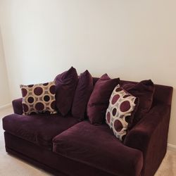 Loveseat 