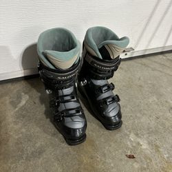 Salomon Evolution 7.0 Ski Boots - Women Size 7.5