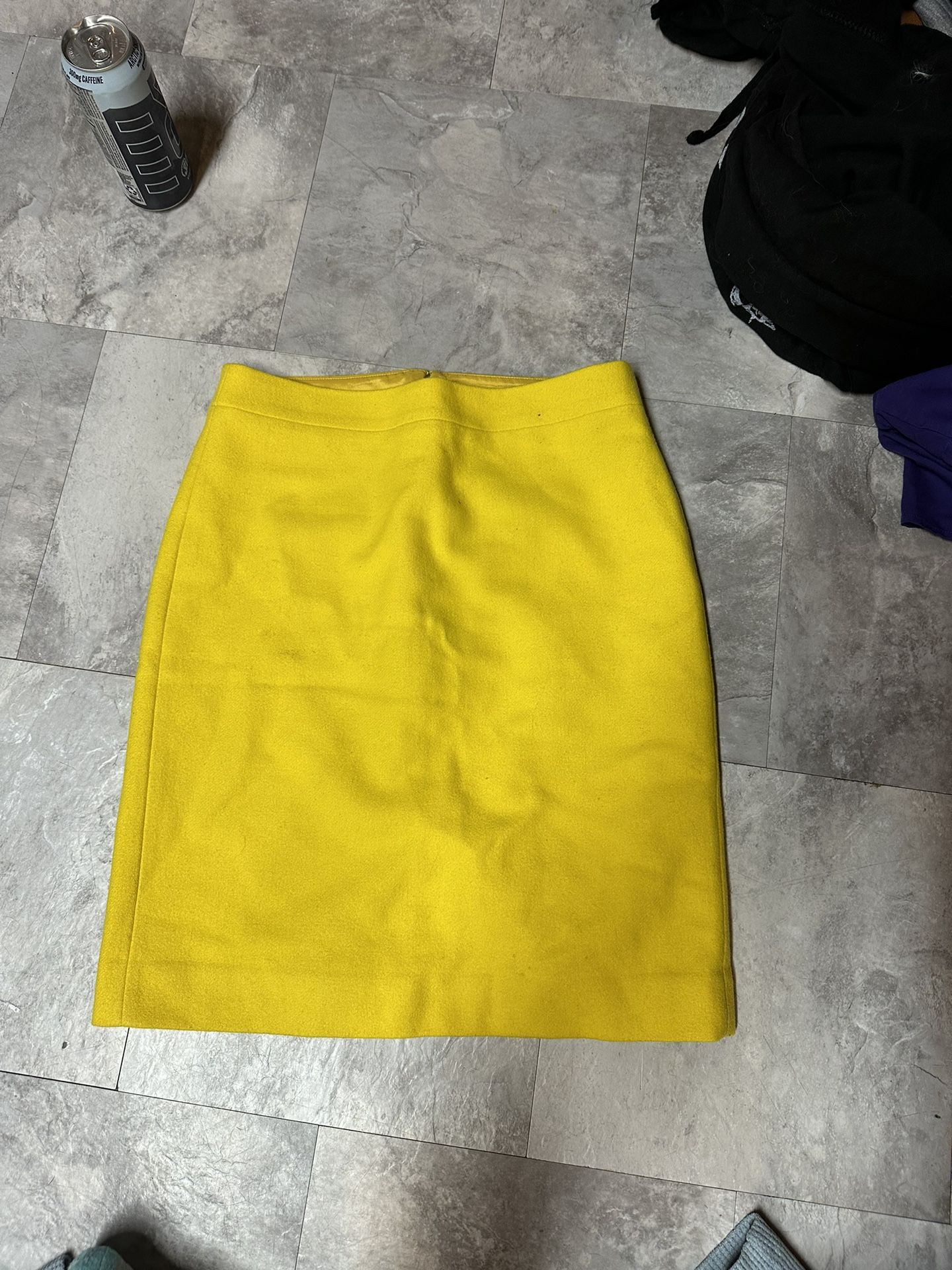 Jcrew the Pencil Skirt bright mustard yellow size 4