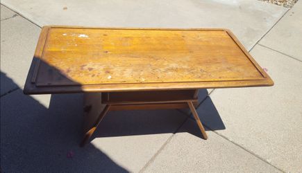 Free Wobbly Wooden Coffee Table