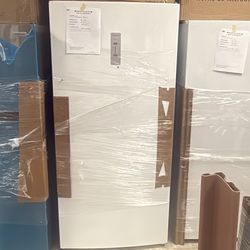Frigidaire large Stand Up Freezers 