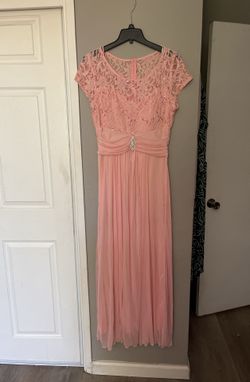 pink dress