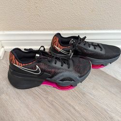 Brand New Women's Nike Shoes  REDUCED PRICE!