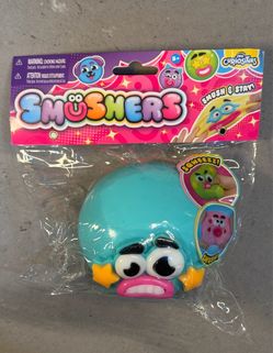 ORB Curiosities Smushers Squish & Stay Blue Face Squishy Toy