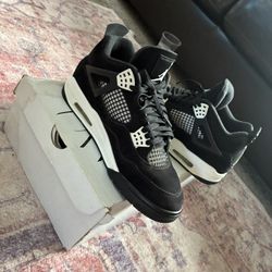 Jordan 4s 