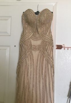 Beautiful prom evening rose gold tailored to fit size Medium