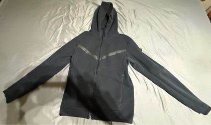 Nike Tech Fleece Full-Zip Hoodie – Black – Men’s XS