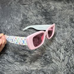 Louis Vuitton x Takashi Murakami Multigram Cat Eye Pink Sunglasses