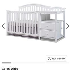 Convertible Crib w/ Full Bed Conversion 
