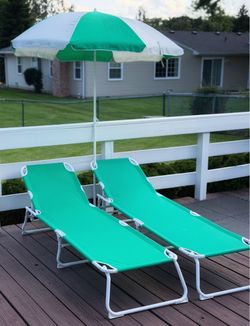 Folding Lounge Chairs with Umbrella Set
