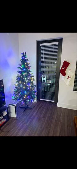 6.5ft Christmas tree