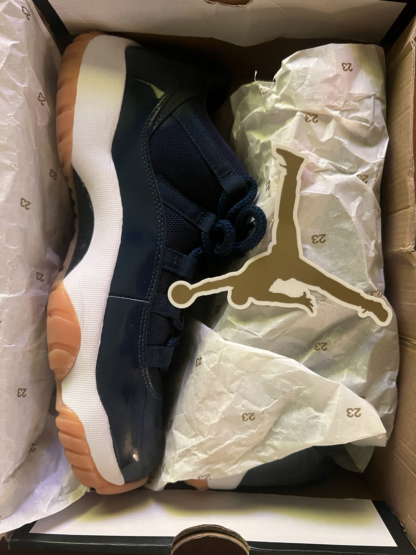 Air Jordan 11 Retro Low