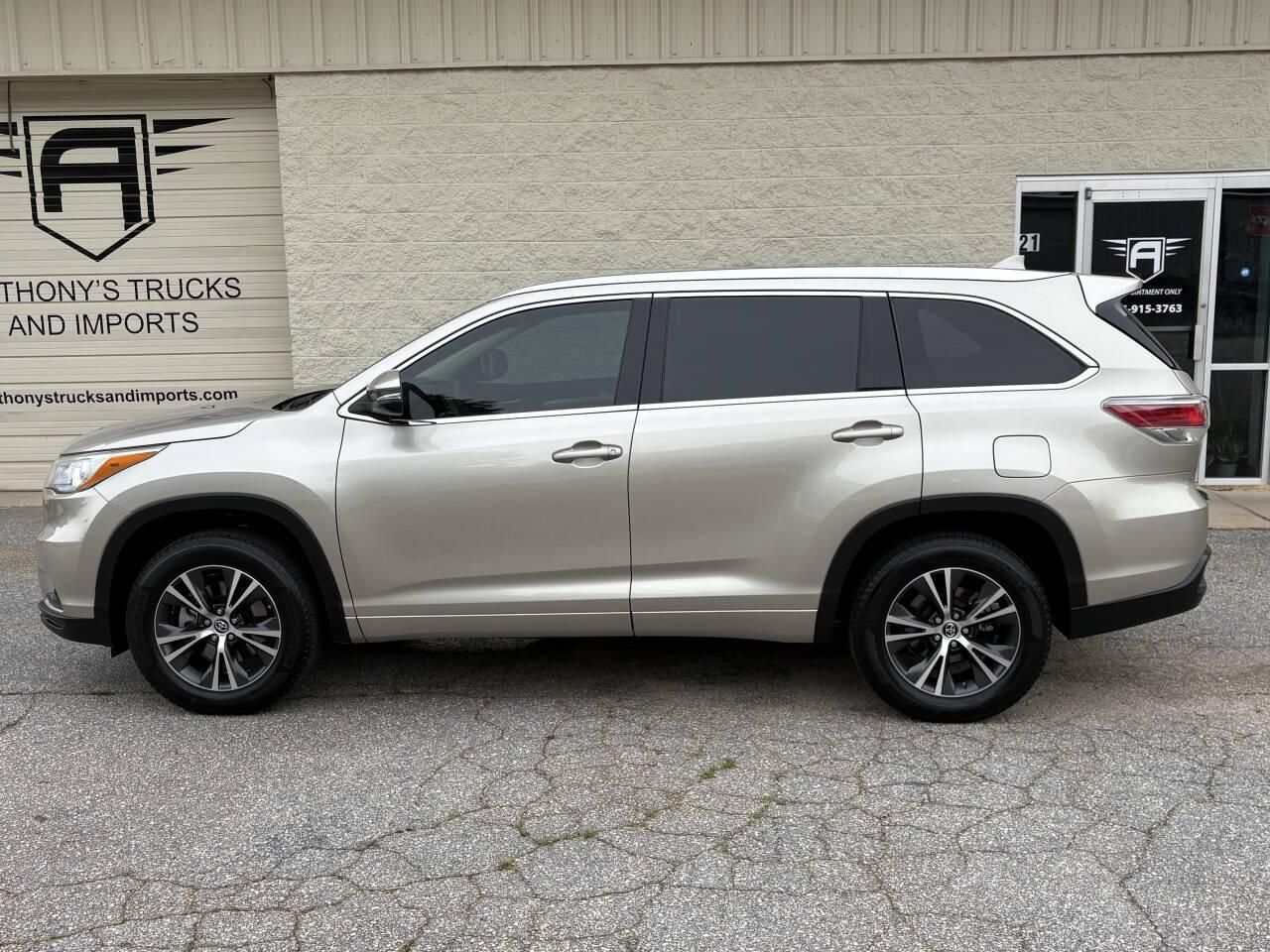 2016 Toyota Highlander