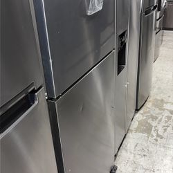 Whirlpool Top Freezer Refrigerator 