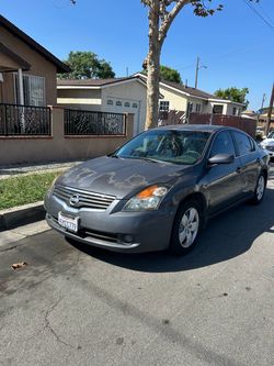 2007 Nissan Altima .