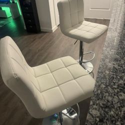 Set De 2 Bar Stools Blancos ( Nuevos En Su Caja)