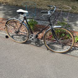 Robin Hood vintage 3-speed ( with upgraded parts)