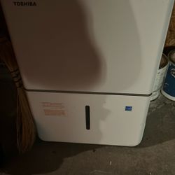 Toshiba 50pint Dehumidifier 