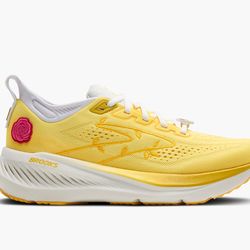 Disney runDisney x Brooks Belle (Beauty and the Beast) Princess Running Shoes — Women’s Size 9