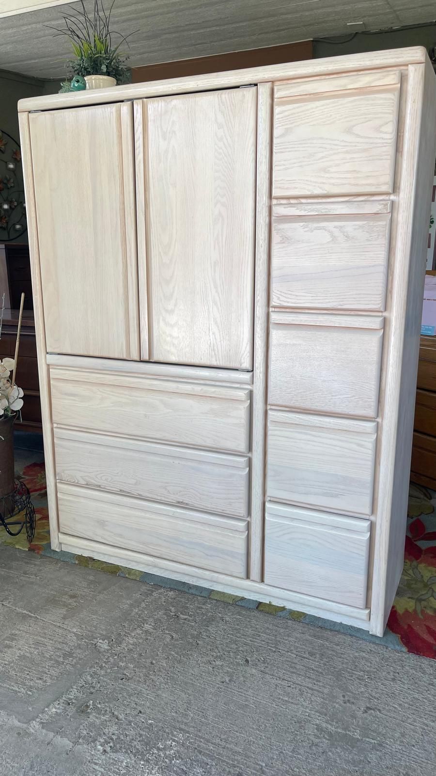Gorgeous Solid Wood Tall Dresser Whit Two Doors Perfectly Condition
