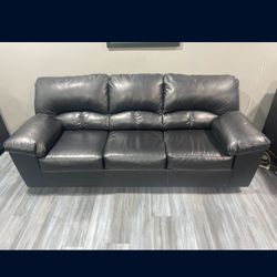 Black Leather Sofa Set **VERY NICE**