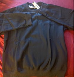 Essentials Crew Neck