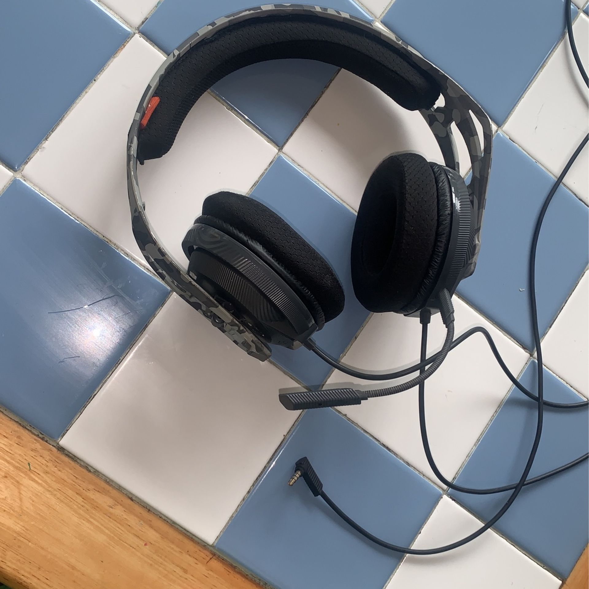 PlayStation Headphones With Mic