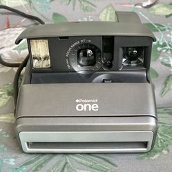 Vintage Polaroid One 600 Instant Film Camera Silver