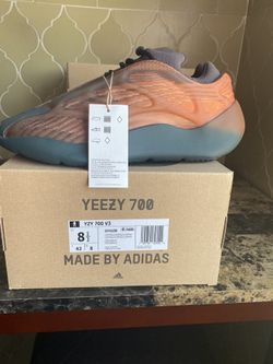 Yeezy 700 Copper Fade